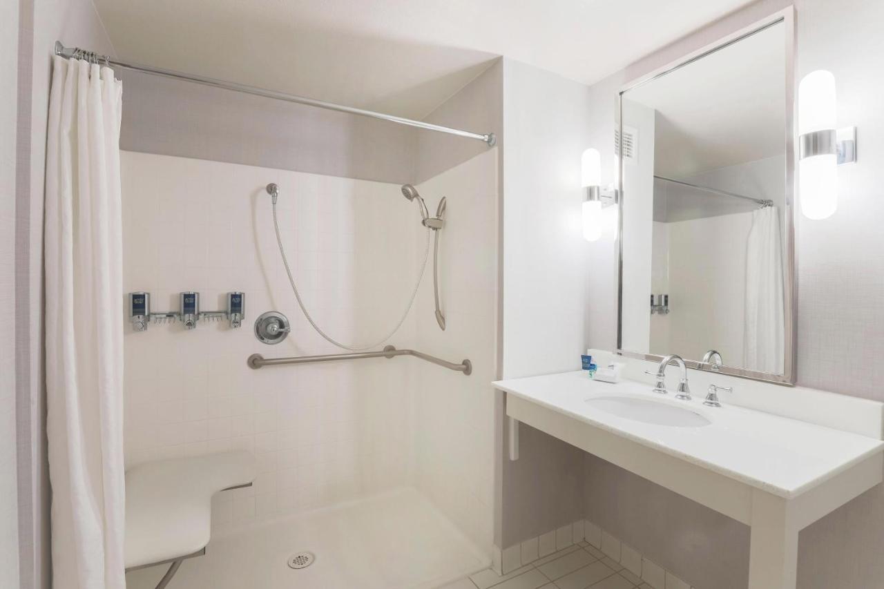 Four Points By Sheraton, Ontario-Rancho Cucamonga Ngoại thất bức ảnh